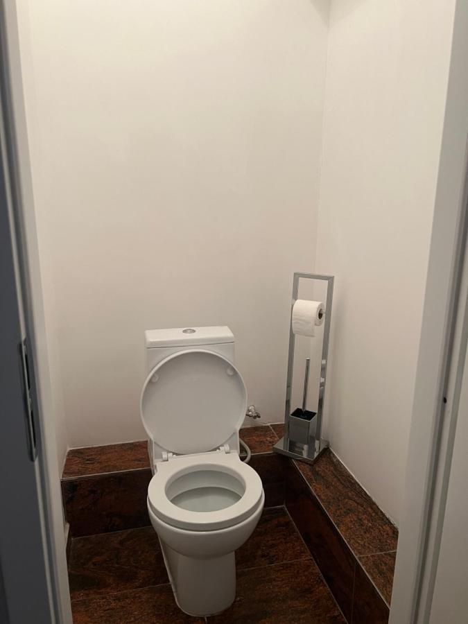 Business Box Apartment Bratislava Exterior photo